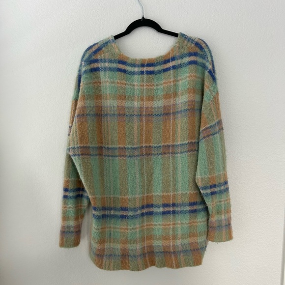 Free People Primrose plaid V neck sweater - Picture 4 of 5